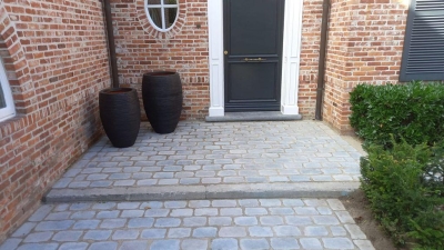 Gezaagde langwerpige porfier